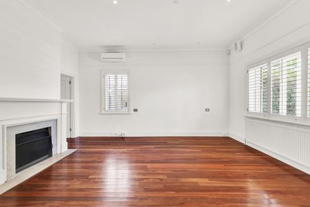 37 Kinane Street, Brighton VIC 3186 - House For Rent | Domain - Photo 2