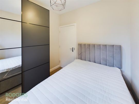 Apt 5, 244 Upper Newtownards Road - Photo 1