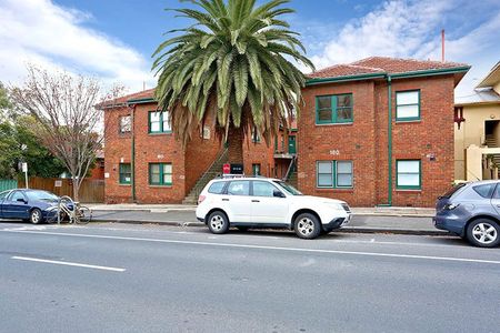 04/180 Lennox Street, Richmond VIC 3121 - Photo 2