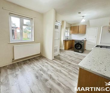 3 bedroom terraced house to rent - Photo 4