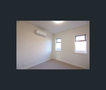14/5 Murrumbeena Road, Murrumbeena, Vic 3163 - Photo 5