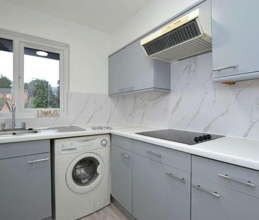 Station Road, Redhill, RH1 - Photo 3