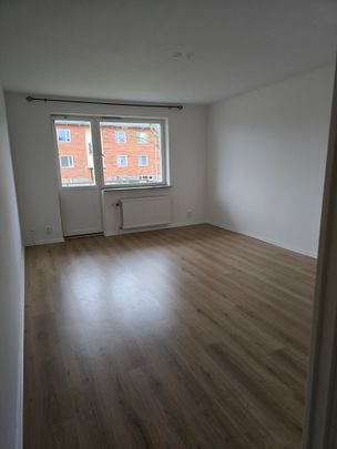 Köpmangatan, Sköldinge - Foto 1