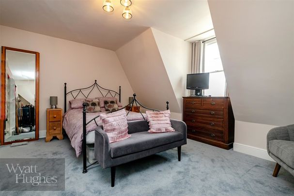 2 bed apartment to rent in Saxon Street, St. Leonards-on-Sea, TN37 - Photo 1