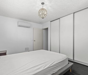FULLY FURNISHED APARTMENT IN IDEAL HAMILTON LOCATION - Photo 6