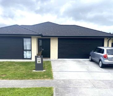 Homely, Hearty and Handsome - Photo 5