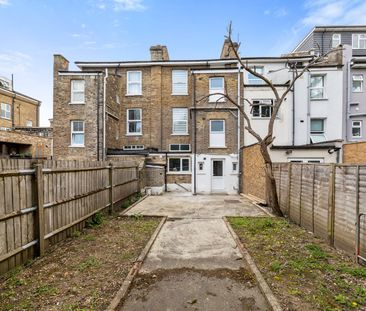 🏡 Beautiful Large Victorian House in Tottenham 🏡 - Photo 3