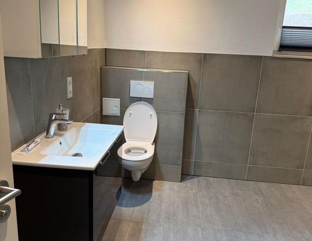 Erdgeschoss Wohnung mit Terrasse - Foto 1