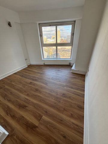 1 Bed Flat, Cascades Tower, E14 - Photo 5