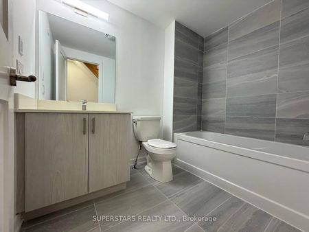 For Lease - 485 Logan Avenue Unit# 308, Toronto, Ontario - Photo 5