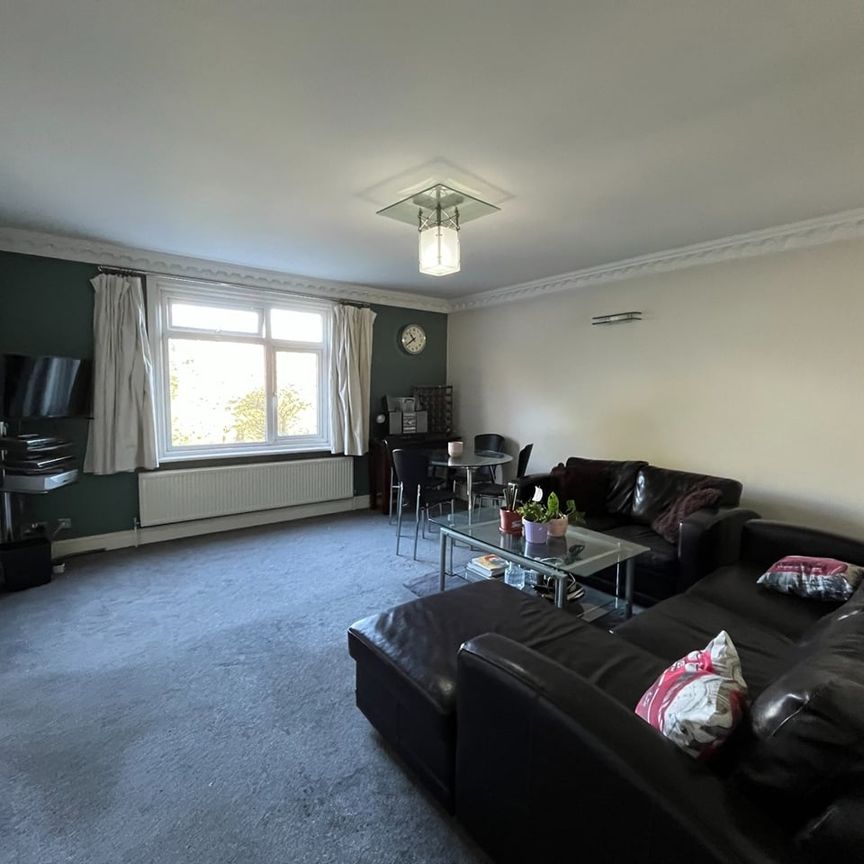 Room in a Shared Flat, Hamilton Road, W5 - Photo 1