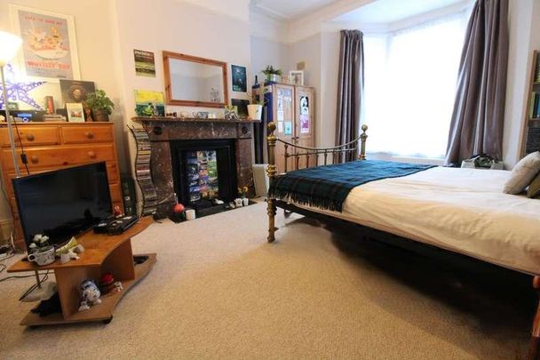 Biddlestone Road, Newcastle Upon Tyne, Tyne And Wear, NE6 - Photo 1