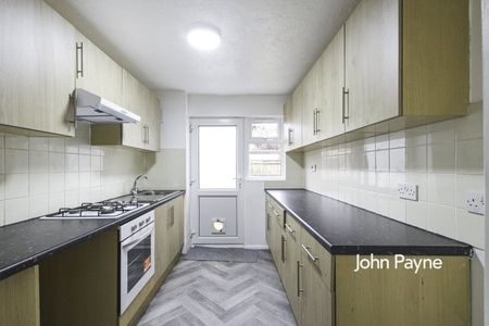 Carronade Place, London, SE28 - Photo 3