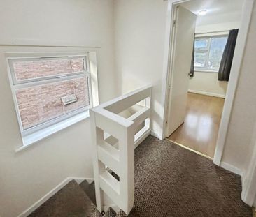 3 bedroom semi-detached house to rent - Photo 3