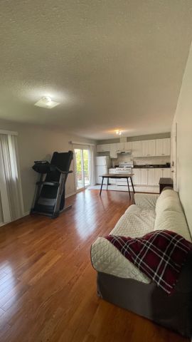 For Lease - 32 Fireside Drive Unit# 1, Toronto, Ontario - Photo 2