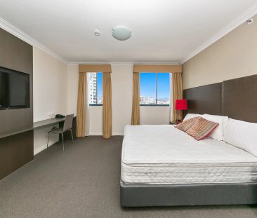 FURNISHED STUDIO ON 14TH FLOOR + AIR CONDITIONING - Photo 1