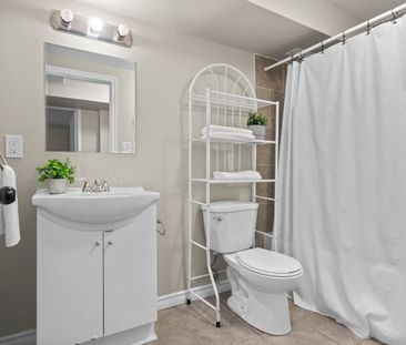 For Lease - 929 Southdown Drive Unit# Lower, Oshawa, Ontario - Photo 4