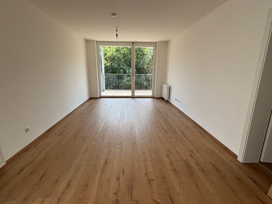 NEUBAU - 3-Zimmer-Wohnung in ruhiger Lage mit Küche, Balkon und Tiefgaragenparkplatz - Photo 1