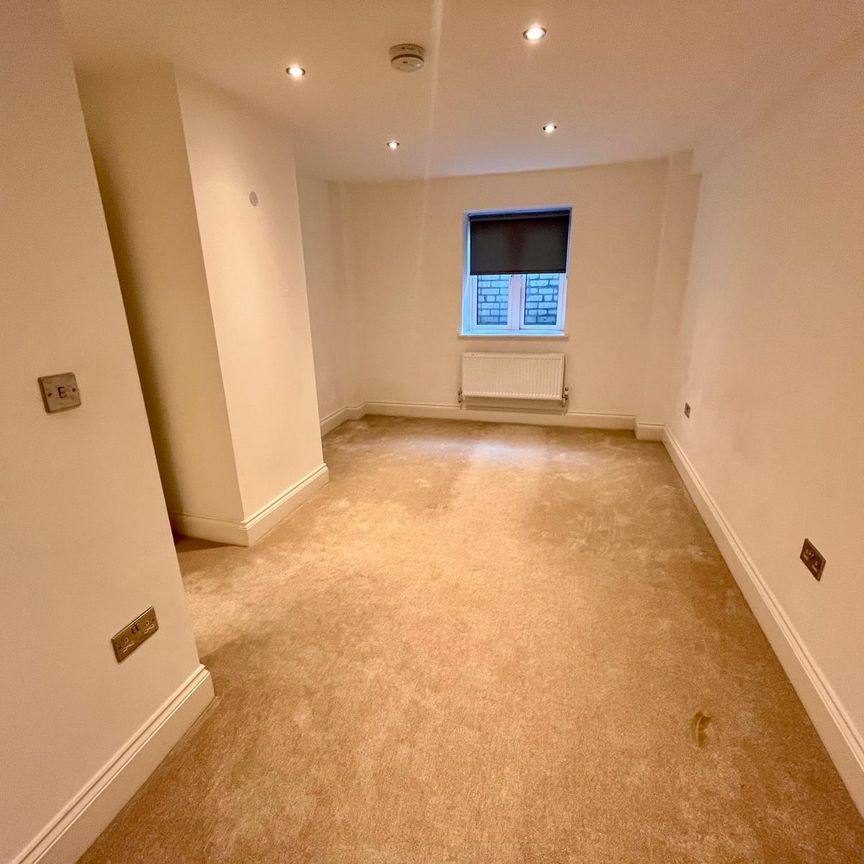 StMarysGate, Derby - Photo 1