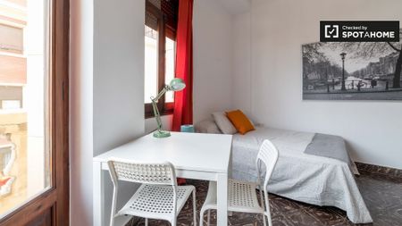 valencia, Valencian Community 46008 - Photo 3