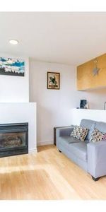 Superb Studio plus Den in heart of Vancouver DT - Photo 3