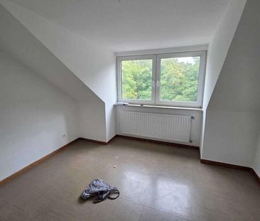 *Dachgeschosswohnung zentral gelegen* - Photo 1