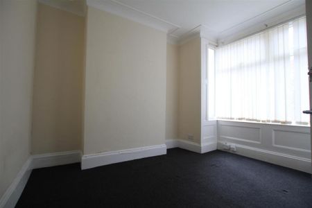 3 bedroom house to rent - Photo 2
