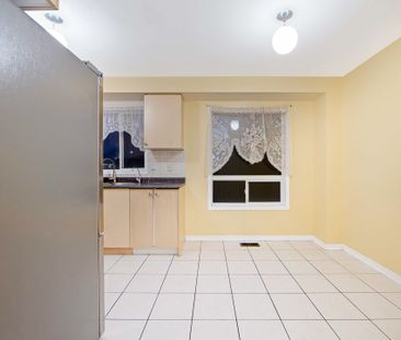For Lease - 30A Beachell Street, Toronto, Ontario - Photo 4