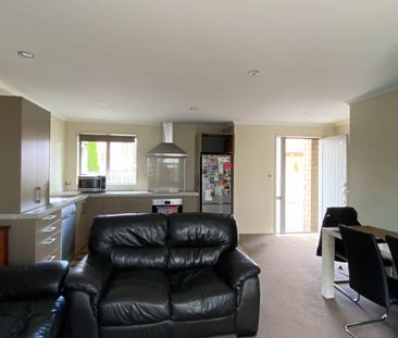 2/34 Fifth Avenue - Photo 1