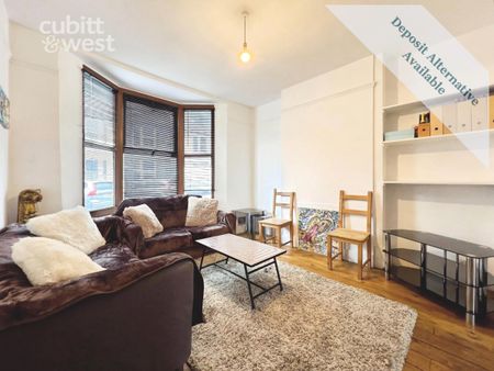 3 bedroom maisonette to rent - Photo 2