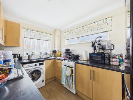 1 bedroom flat to rent - Photo 4