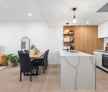 Two bedroom plus study in the heart of Toowong - Photo 5