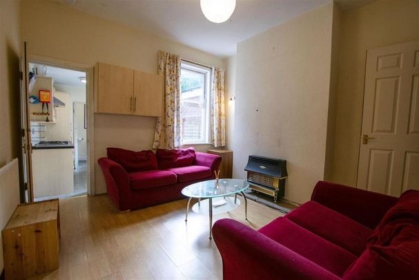 4 bedroom house to rent - Photo 1