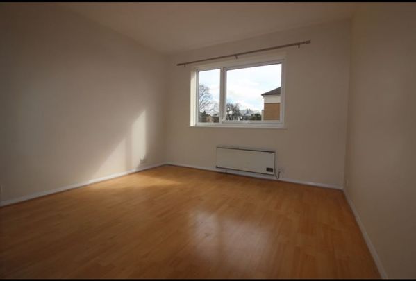 2 Bed Flat, Laburnum Court, HA1 - Photo 1