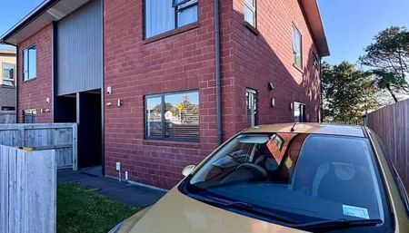 Modern 3-bedroom home for rent - Photo 3