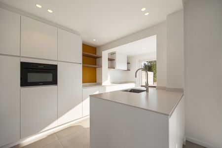 Woning met 3 slaapkamers, tuin en garage - Photo 2