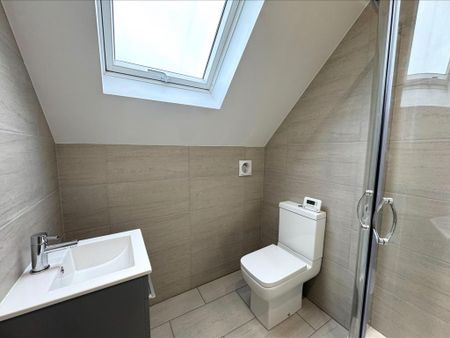 2 bedroom flat to rent - Photo 5