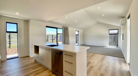 64a Southfield Drive, Lincoln, - Photo 3