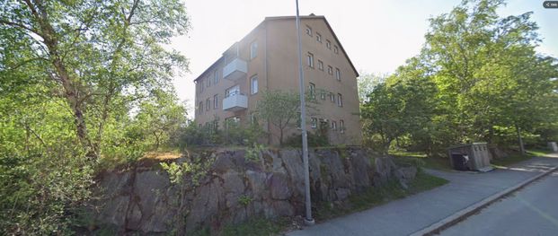Långhalsvägen, Årsta - Foto 1