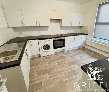 Princes Road, Romford, RM1 - Photo 3