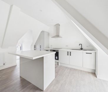 3 bedroom apartment to rent - Photo 2