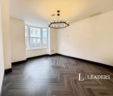 2 bedroom apartment to rent Steine Lane, Brighton, East Sussex, BN1 - Photo 2