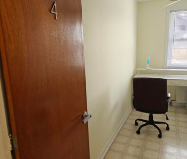 For Lease - 374 Central Park Boulevard Unit# Room #4, Oshawa, Ontario - Photo 5