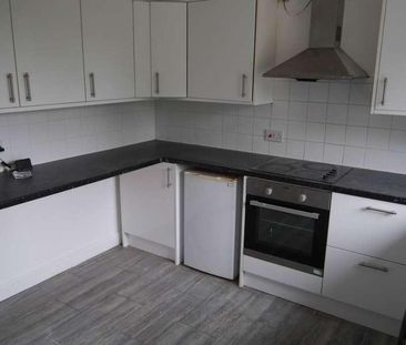 Tomsfield, Hatfield, AL10 - Photo 6