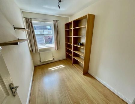 3 Bedroom Semi Detached To Let - Photo 3
