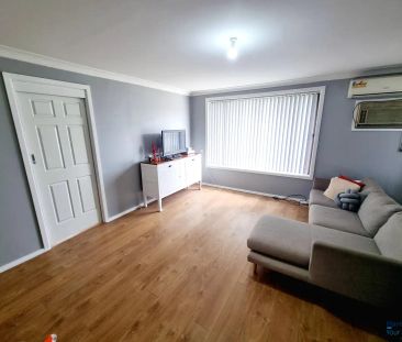 “4 bedroom Home” - Photo 3