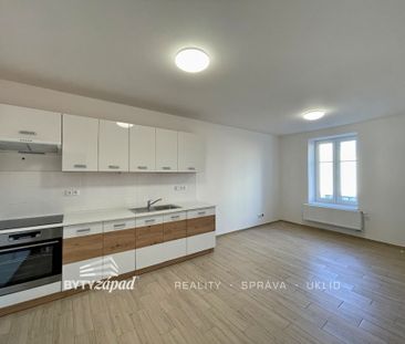 Pronájem bytu 2+kk 37 m², Rybova 292, Přeštice - Photo 1
