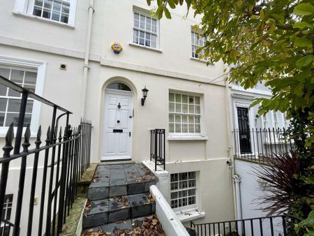 2 bedroom terraced house to rent - Photo 5