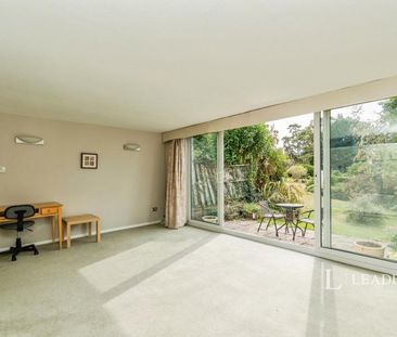 4 bedroom terraced to rent Lingwood Close, Bassett, Southampton, SO16 - Photo 1