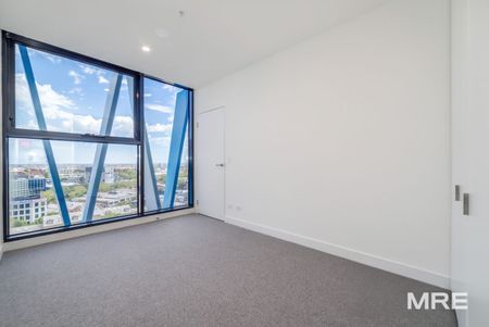 1413/28 - 44 Bouverie Street, Carlton - Photo 4